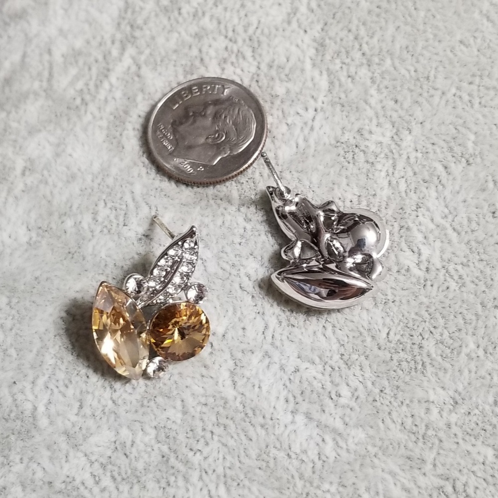 Fall stud earring - Picture 5 of 5